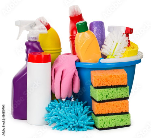cleaning supplies, sponges, rags, brushes, sprays, cleaning agen