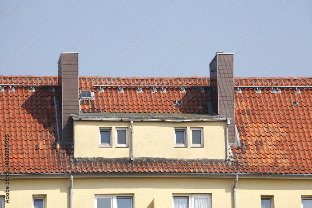 Dach, Dachfenster, Schornsteine