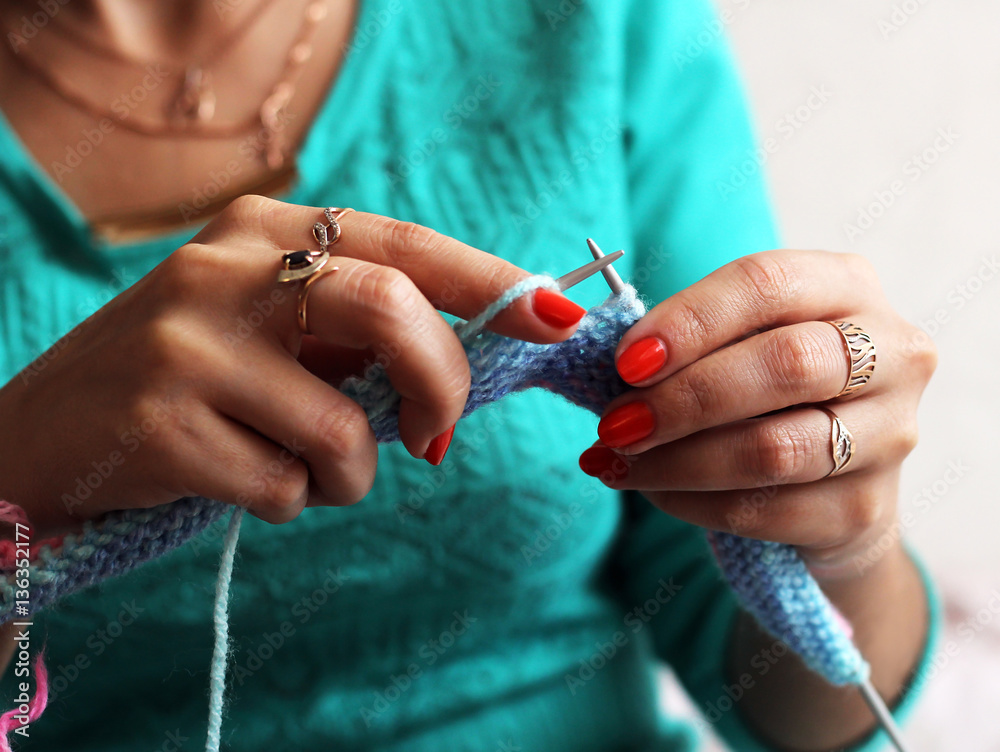 She knits, knitting hobbies, crafts