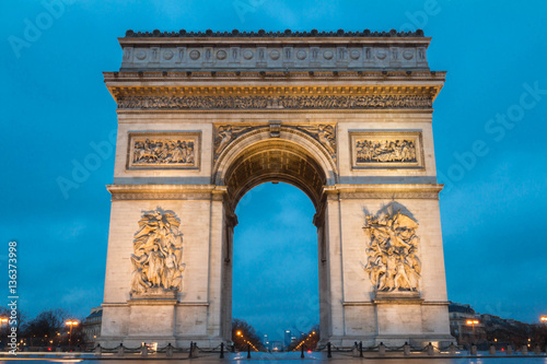 Fototapeta Naklejka Na Ścianę i Meble -  The Triumphal Arch in evening, Paris, France.