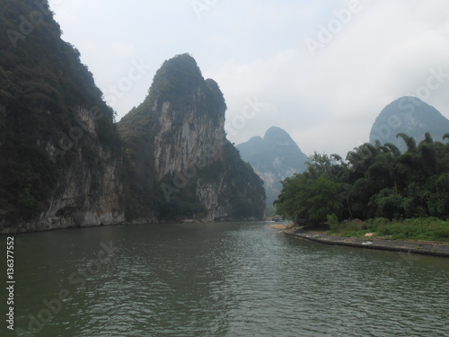 Crociera sul fiume Li © ruticar