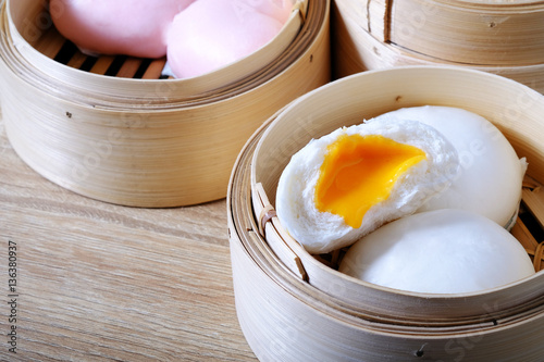 Streamed chinese buns, Dim Sum in round bamboo crate