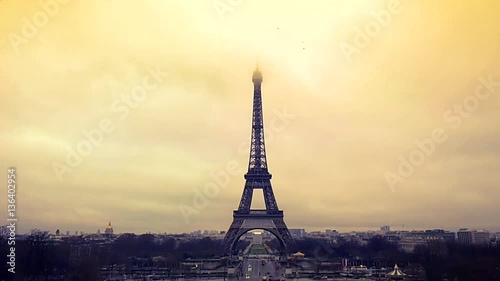 Cinemagraph Eiffel tower Paris