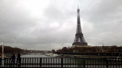 Cinemagraph Eiffel tower Paris