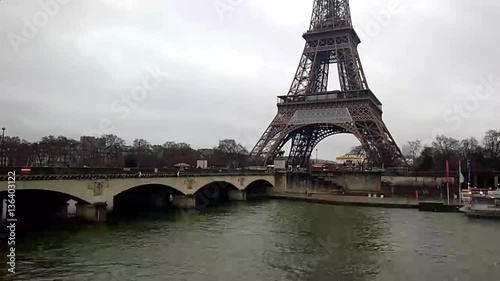 Cinemagraph Eiffel tower Paris