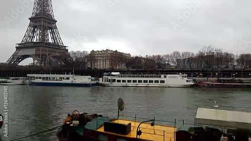 Cinemagraph Eiffel tower Paris