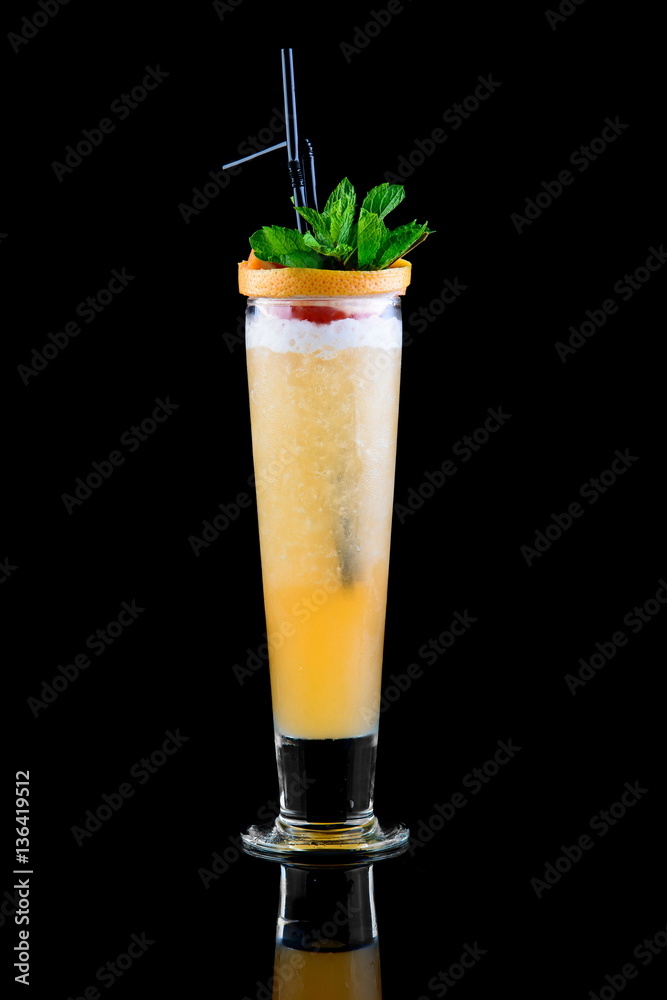 coctail with grapefruit and mint on black