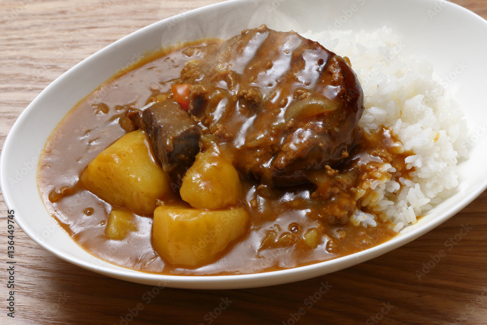 ハンバーグカレー