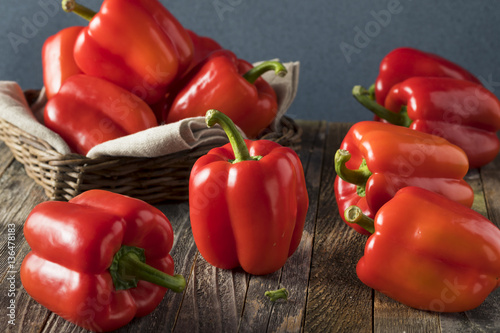 Canvastavla Raw Organic Red Bell Peppers