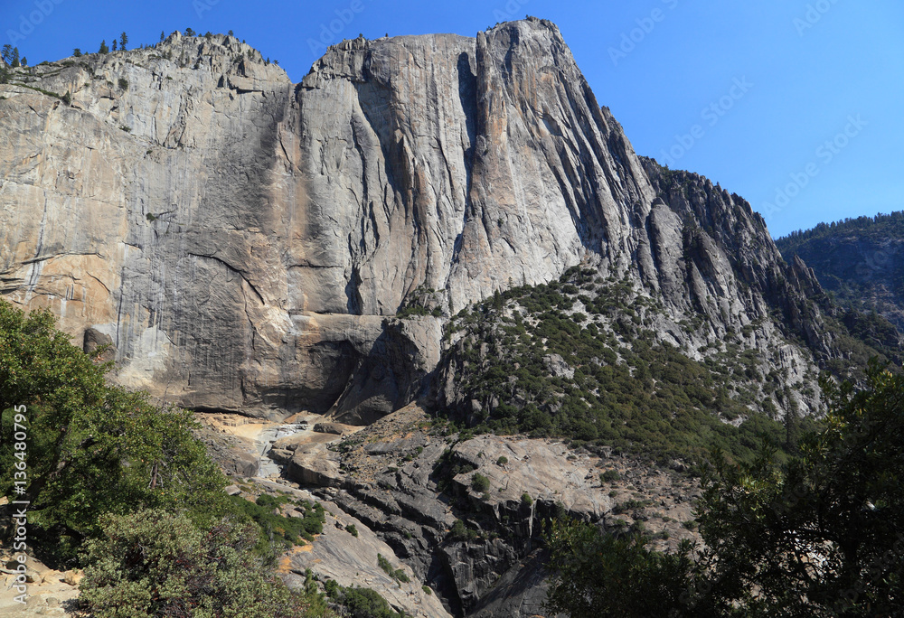 During Yosemite National Park's dry season, no water flows over Upper Yosemite Fall. Photographed from the Upper Yosemite Fall Trail.