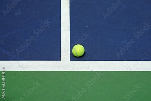 tennis ball at the corner of court © leisuretime70