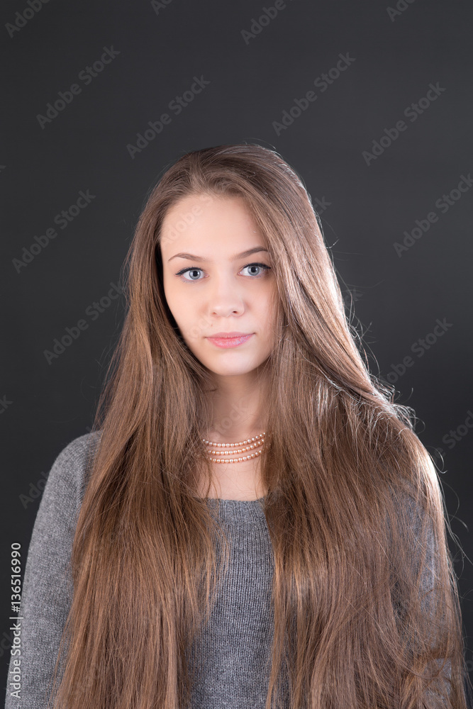 Naklejka premium portrait of a girl