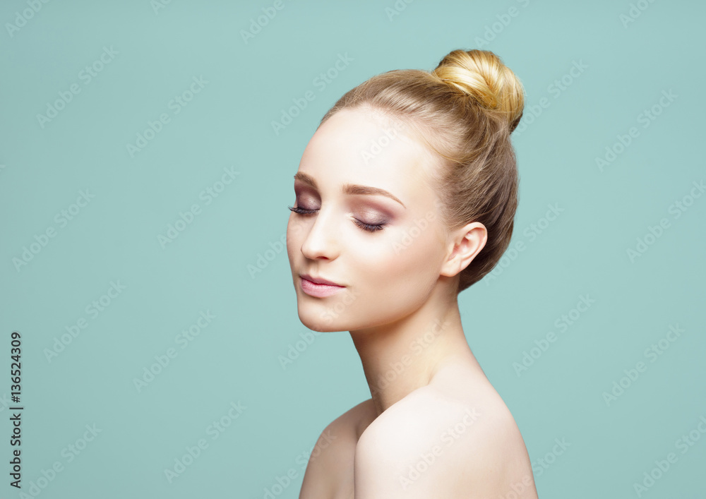 Beauty close-up portrait of beautiful, fresh and healthy girl ov Beauty close-up portrait of beautiful, fresh and healthy girl ov