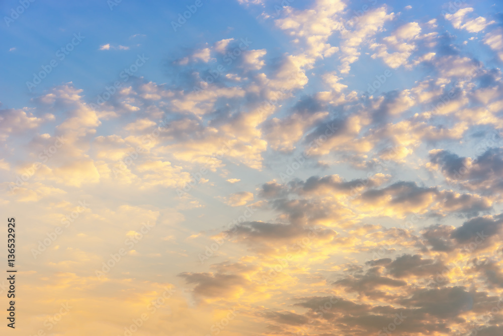 Fototapeta premium sky, cloud, The rising sun, abstract, background