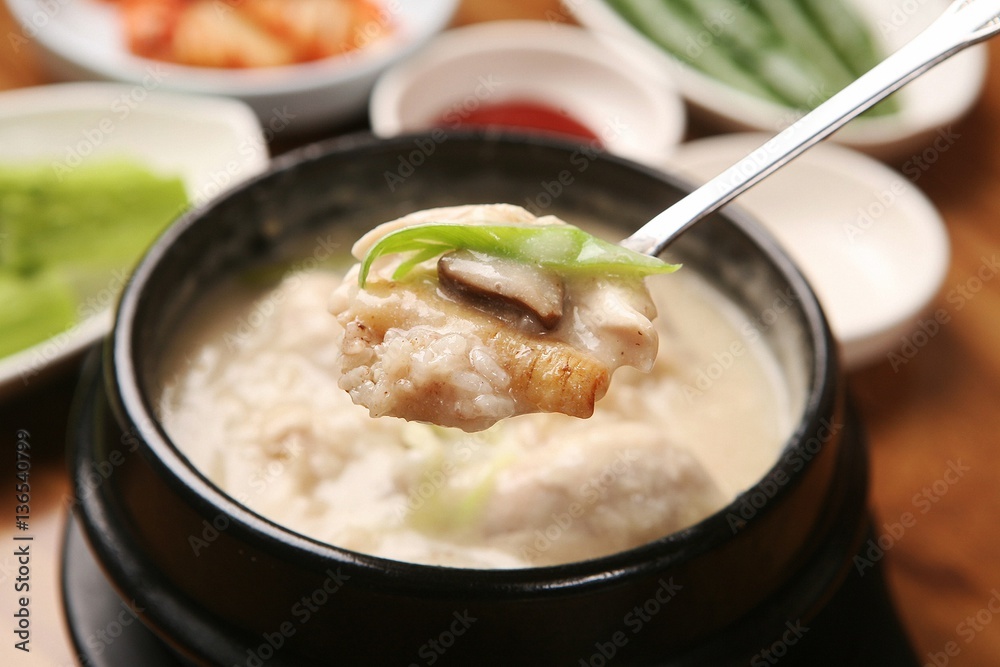 perilla seeds chicken soup. deulkkae samgyetang perilla seeds chicken soup. deulkkae samgyetang
