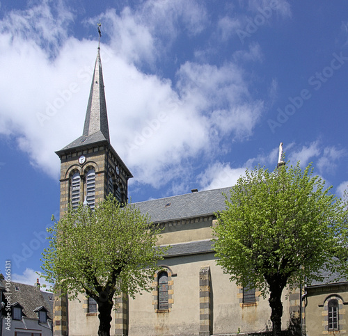 Eglise paroissiale in St.Sauves, Vulkanauvergne photo