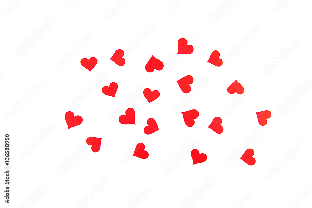 Kleine rote Herzen aus Karton mit weissem Hintergrund