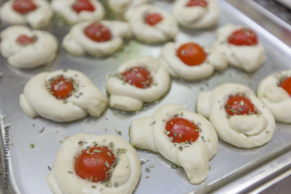 tomato, italian, pasta, red, sauce, food, dinner, tortellini, basil, cuisine, meal, plate, restaurant, tomato, italian, pasta, red, sauce, food, dinner, tortellini, basil, cuisine, meal, plate, restaurant,