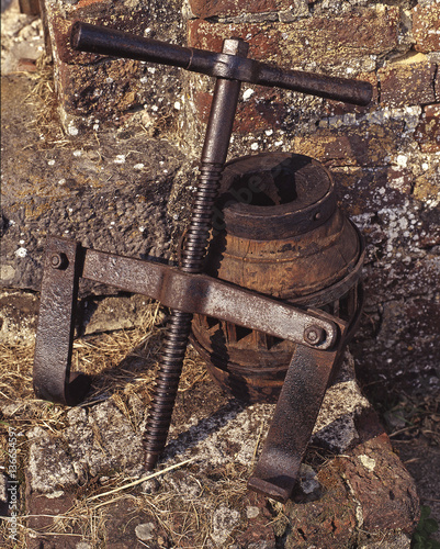 Outils du bois / Arrache-moyeu / Charron photo