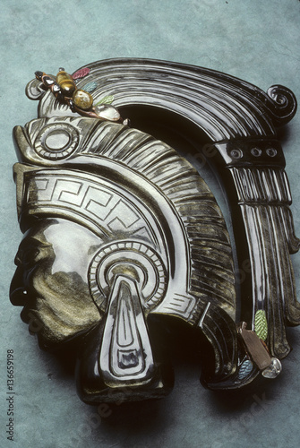 Tête d'Aztèque en obsidienne photo