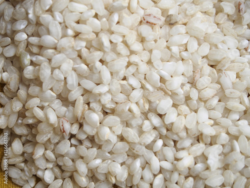 Raw bomba white rice texture