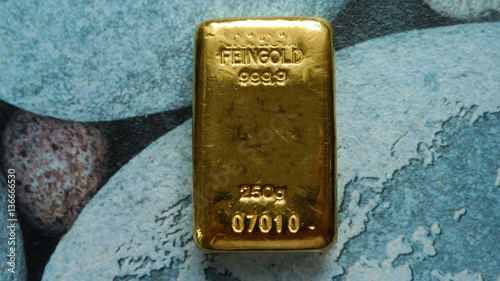 250 Gramm Goldbarren Original Schweizer Bullion Gold