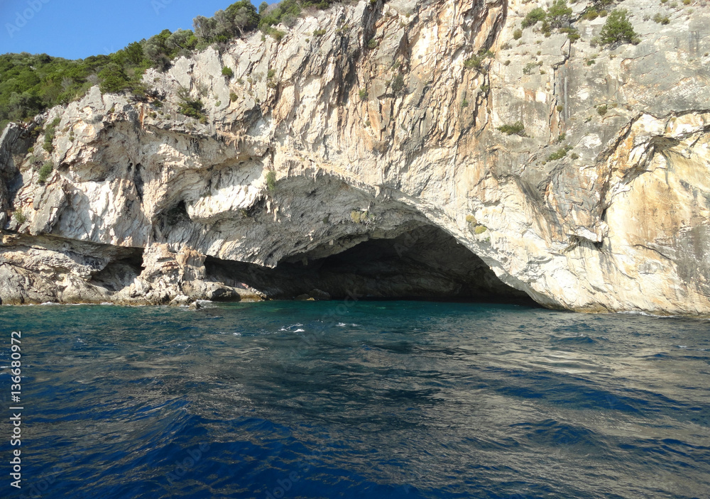 lefkada sea cave