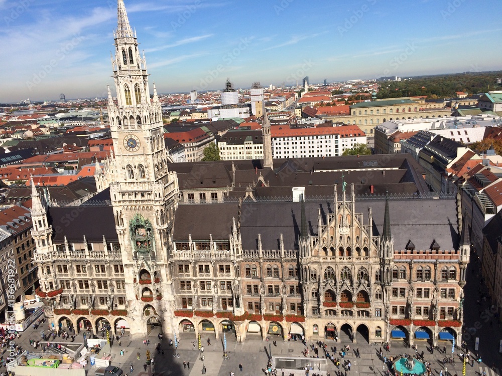 Obraz premium Munich Rathaus from above