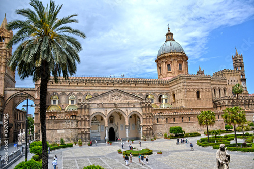 Maestosa Cattedrale di Palermo della Santa Vergine Maria Assunta © Letizia
