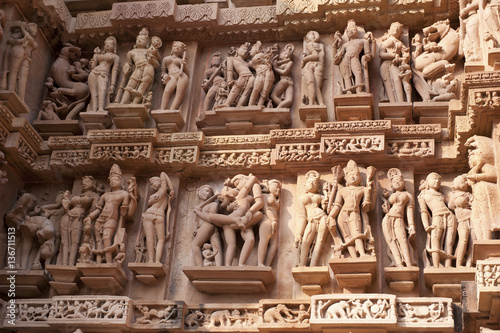 Sculpture érotique / Khajuraho / Inde