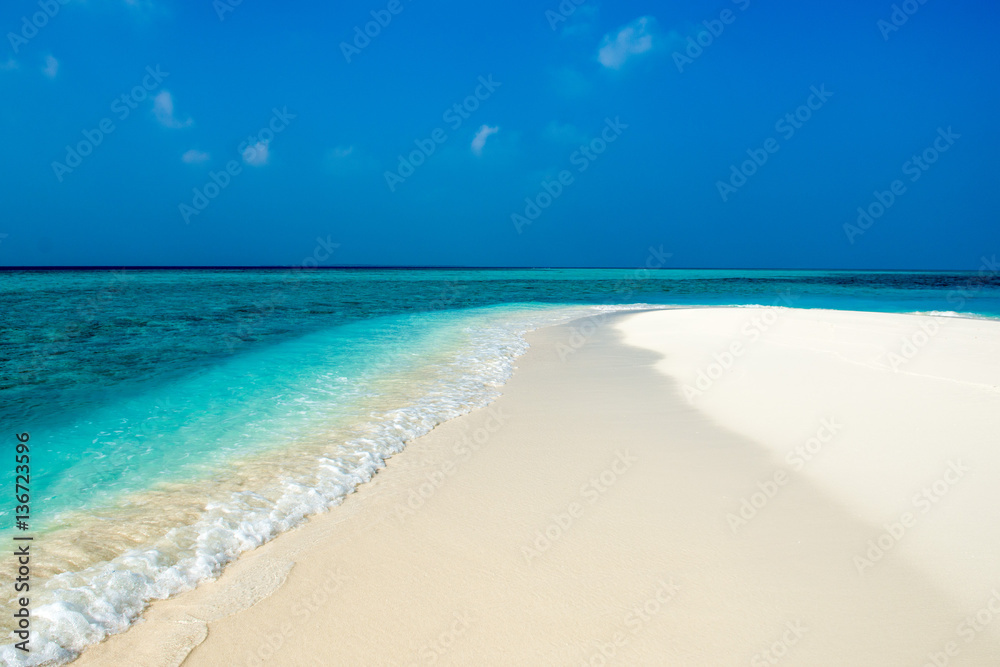 Fototapeta premium Alidhoofaru sandbank, Maldives