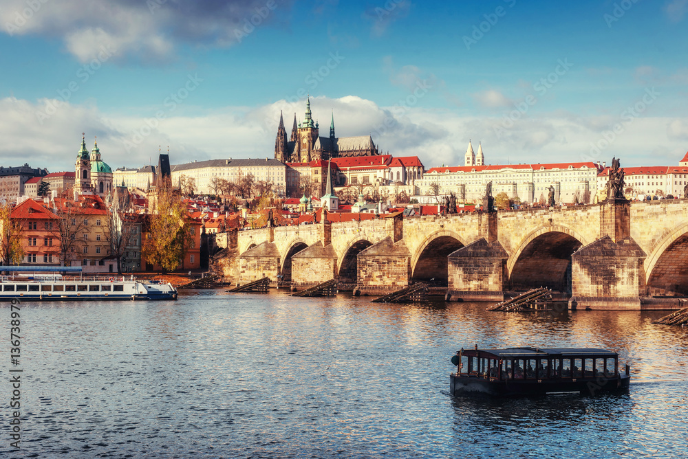 Obraz premium view of the Charles Bridge which crosses the River Vltava