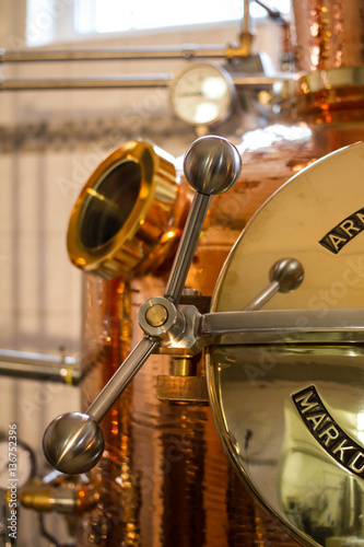 Bilde på lerret Distillery