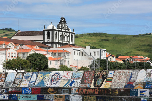 Blick auf Horta, Insel Faial in der Inselgruppe der Azoren