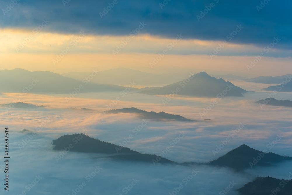 Morning Fog on mountain