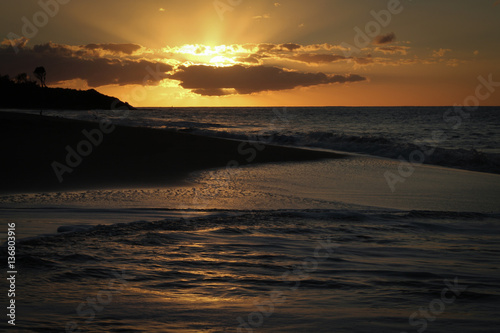 Coucher de soleil sur la plage de Deshaies