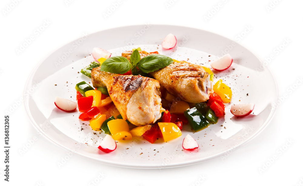 Grilled chicken drumsticks and vegetables Grilled chicken drumsticks and vegetables