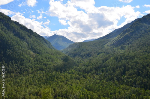 Travel to Altay Mountains during the holidays © rinby87