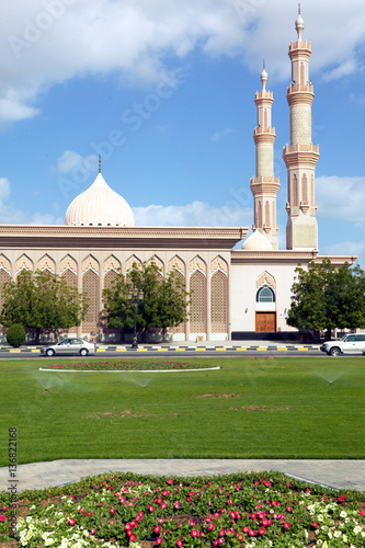 Moschee am Sharjah Cultural Palace Square, Vereinigte Arabische Emirate, Arabische Halbinsel, Naher Osten