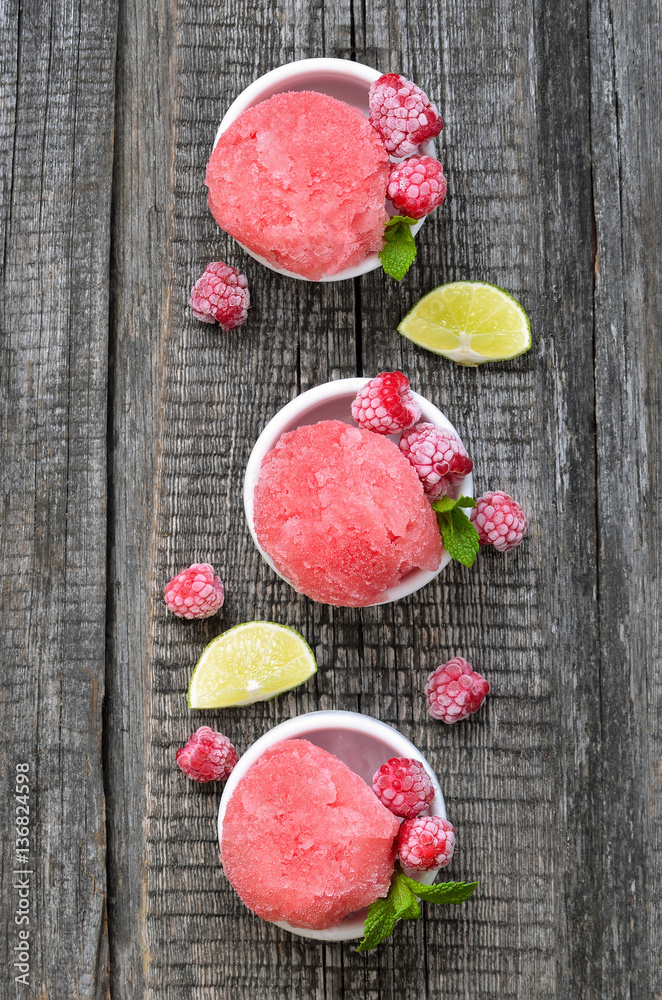 Fruit sorbet with raspberries Fruit sorbet with raspberries