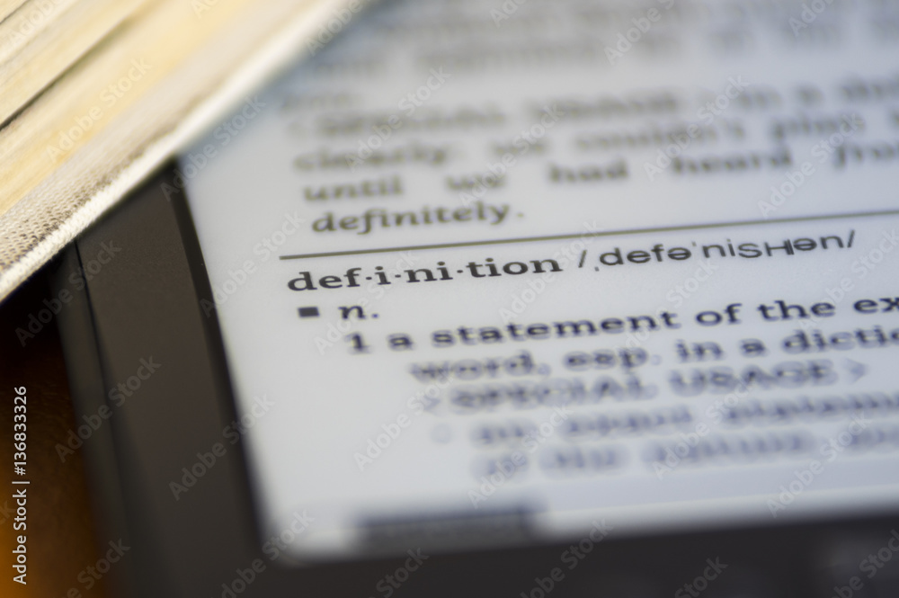 Obraz premium Word definition on electronic book reader