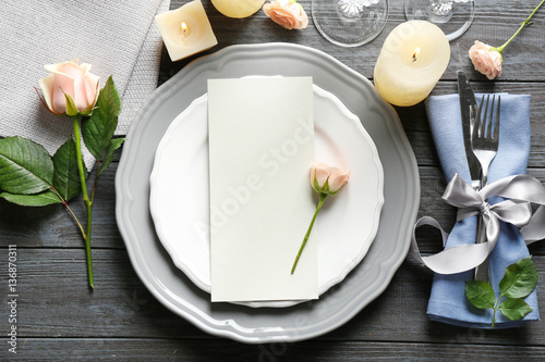 Elegant table setting with floral decor