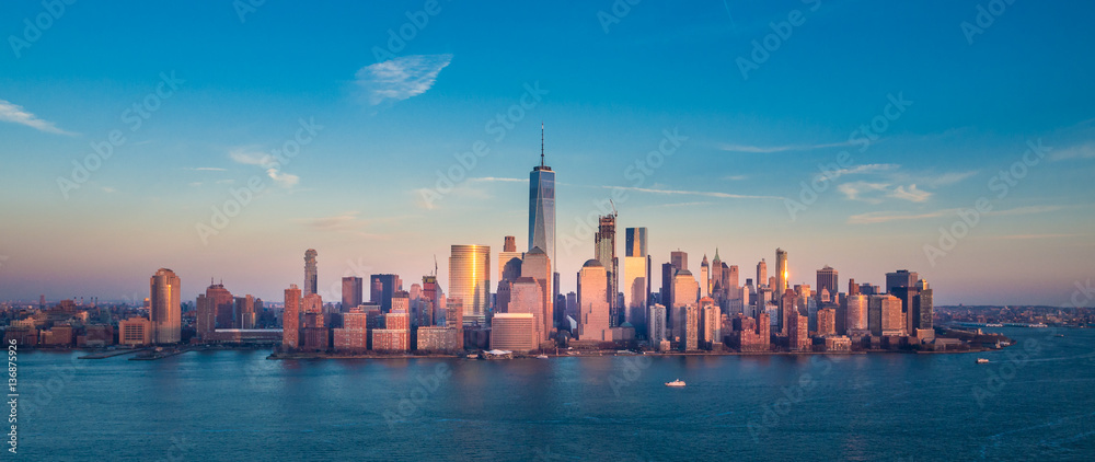 Naklejka premium Panorama centrum Manhattanu