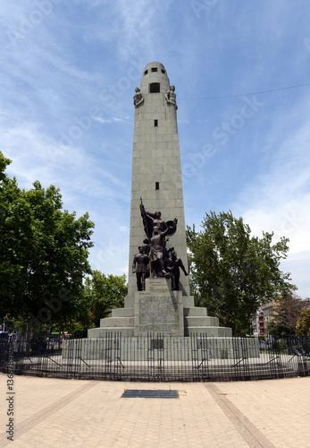 The monument to crew "Huascar" in Santiago.