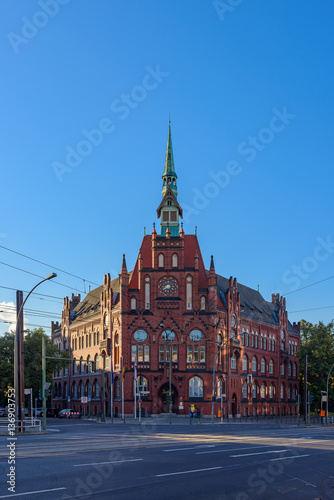 Neogotischer Repr  sentativbau  Rathaus Lichtenberg von Norden