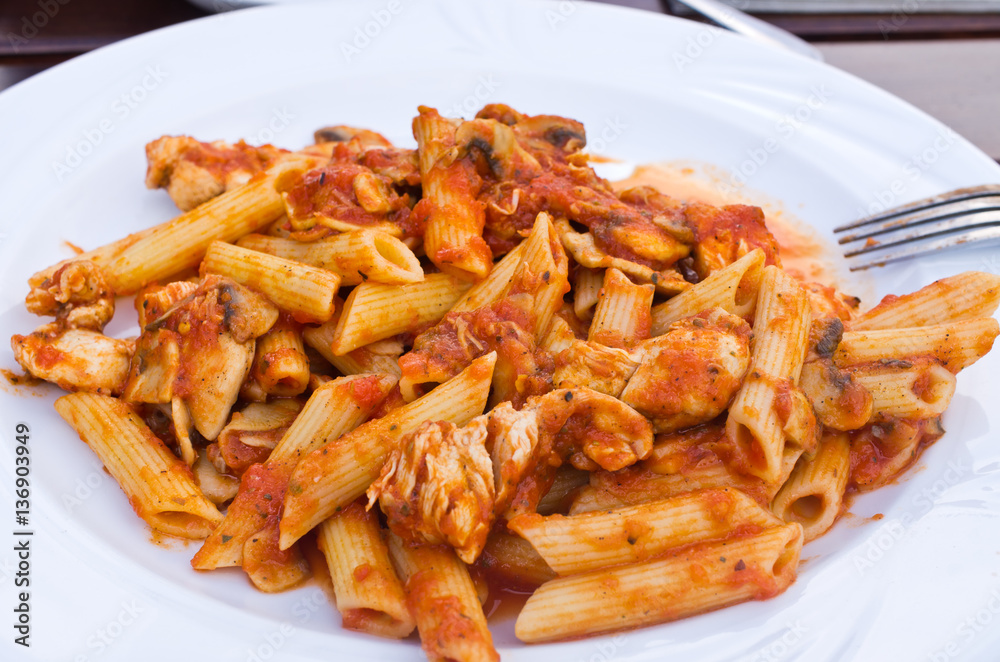 Penne - chicken and tomato sauce Penne - chicken and tomato sauce