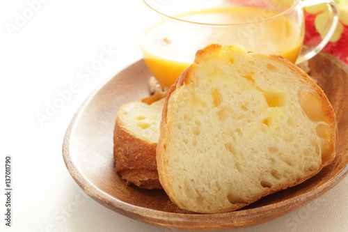 Cheese french bread and cold carrot soup