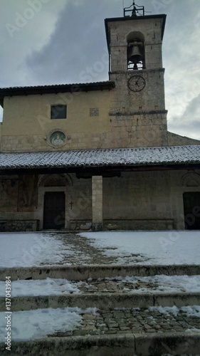 chiesa dopo nevicata photo