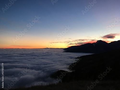 mare di nebbia