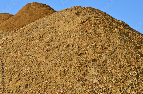 Erde, Sand